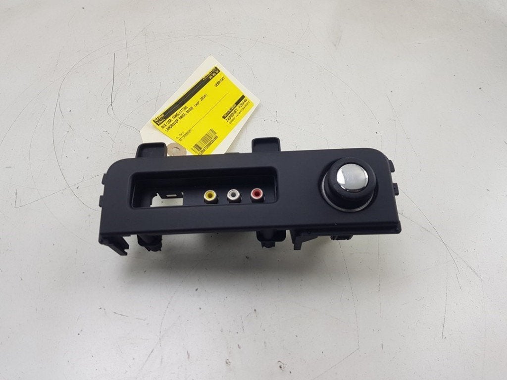 AUX/USB POORT Land + Range Rover Range Rover Sport (LW), Dhr. J. Ham, Administratie@autoham.nl, Nijkerkerstraat 27a 27a
3821 CD  AMERSFOORT, NL