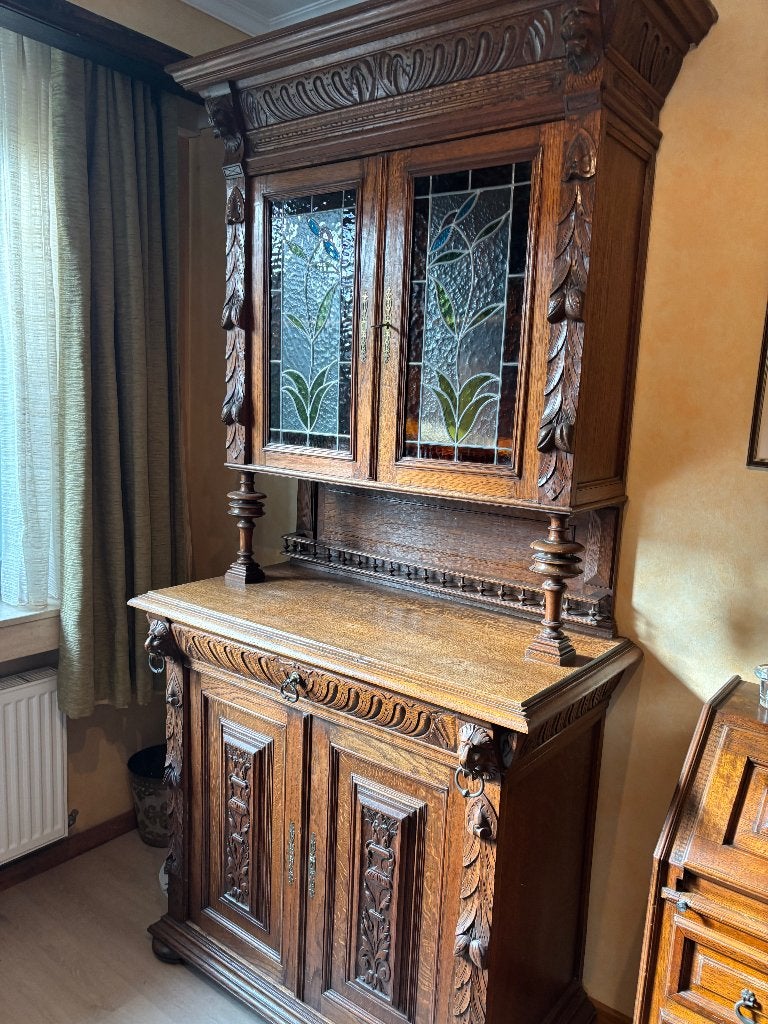 Antieke kast, Ophalen