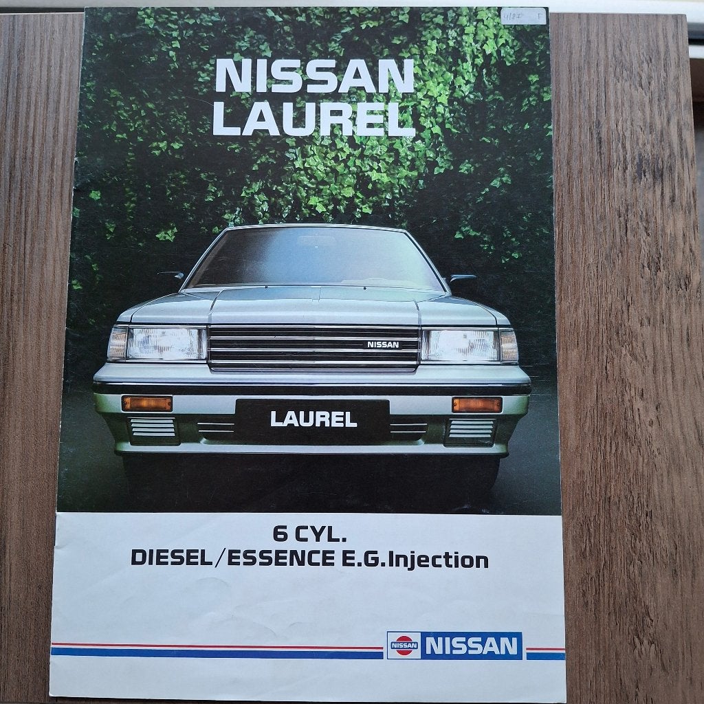 NISSAN LAUREL 6 CYLINDRES Diesel /Essence E.G. Injection '88, Enlèvement ou Envoi, Neuf, Nissan
