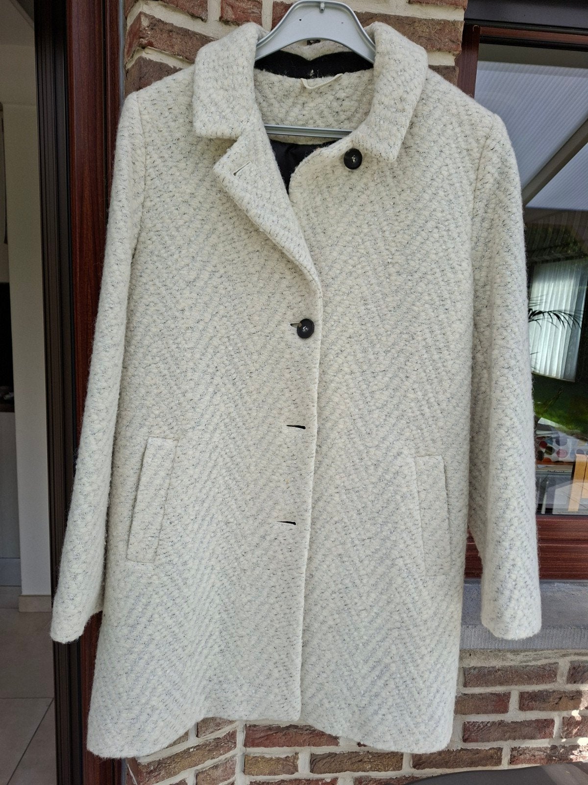 joli manteau classique blanc casse, Vêtements | Femmes, Taille 42/44 (L), Enlèvement ou Envoi, Autres couleurs, Comme neuf