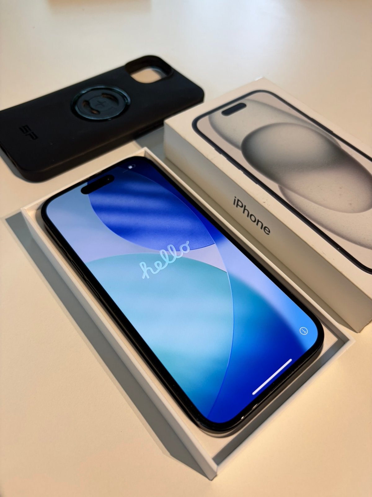 iPhone 15 black 128GB zeer goede staat, Ophalen, Zo goed als nieuw, IPhone 15