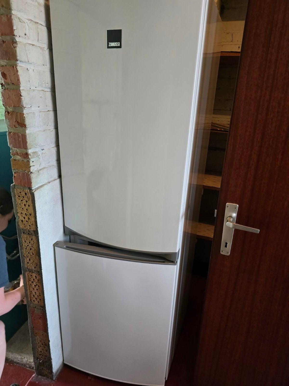 Réfrigérateur Zanussi avec congélateur — entièrement fonctio, Enlèvement