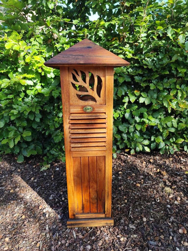 Teak zuil/lantaarnpaal nieuwstaat, Tuin en Terras, Ophalen