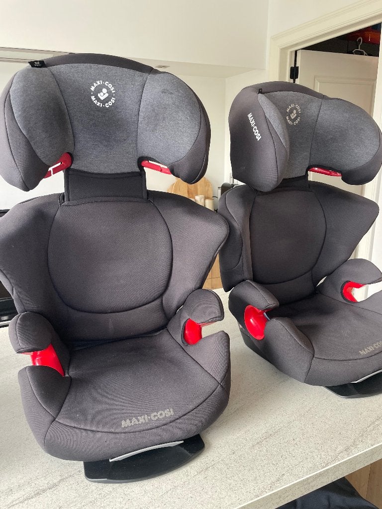2 x sièges auto Maxi Cosi Rodifix Airprotect, Enfants & Bébés, Ceinture de sécurité, 15 à 36 kg, Enlèvement, Utilisé