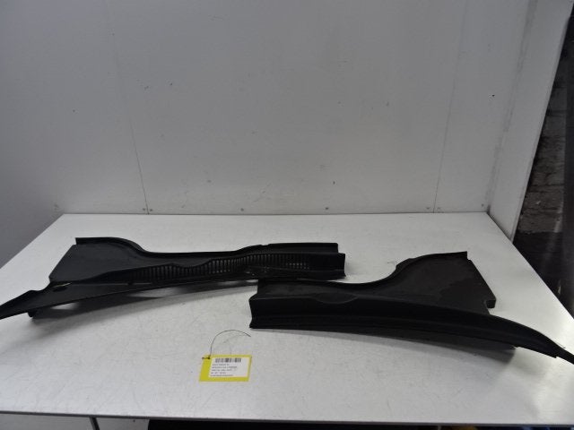 GARNITURES WINDSHIELD Volkswagen Passat (3C2), Utilisé, Avant, Volkswagen