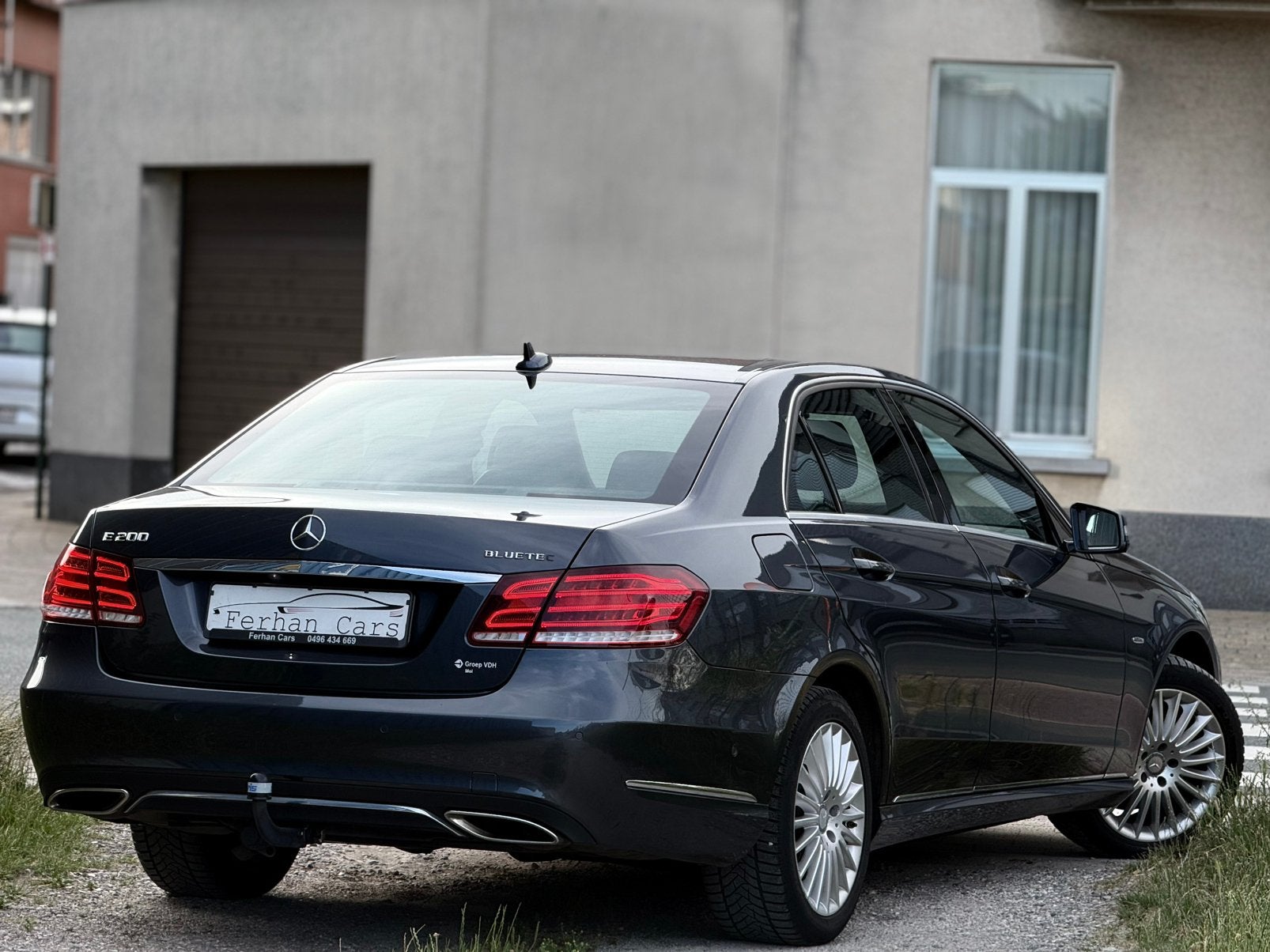 Mercedes-Benz E200 • 7G BlueTEC édition E • 2015 • Euro 6b, Argent ou Gris, Achat, 1800 kg, Euro 6