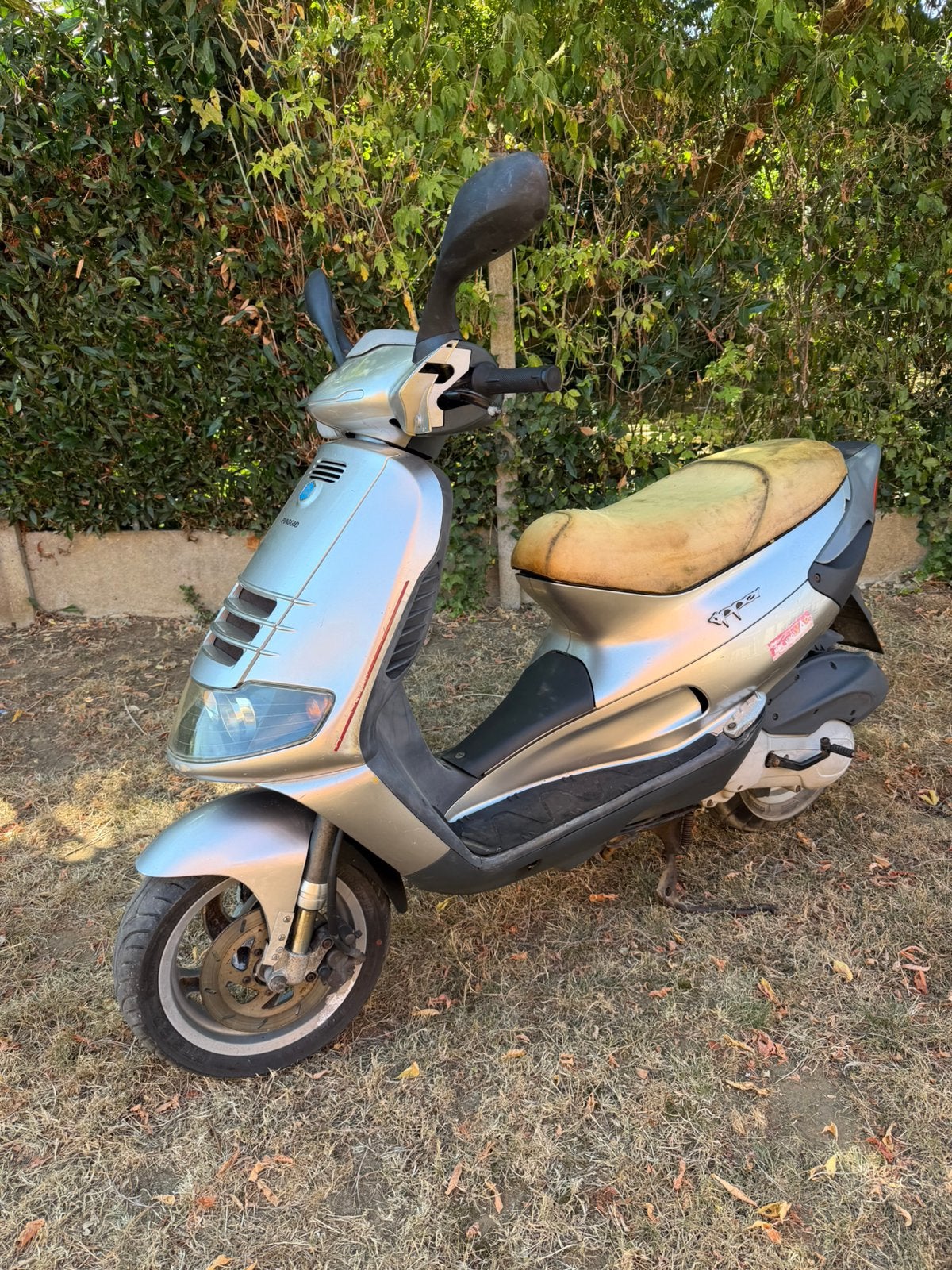 piaggio skipper 125 belgische a1 papieren moet dringend weg, Fietsen en Brommers, Scooters | Piaggio, Ophalen