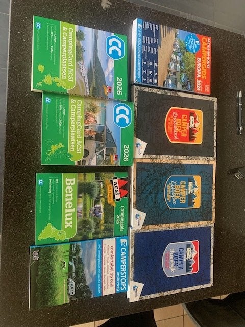 Camper boeken, Boeken, Reisgidsen, Ophalen of Verzenden, Zo goed als nieuw, Campinggids, ANWB