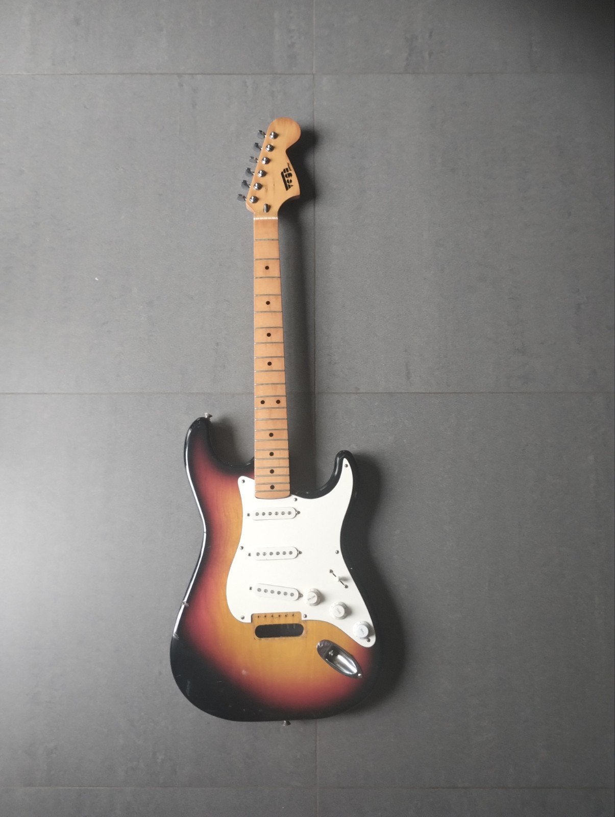 Gitaar neck en body met pick ups en tuners 70ties, Muziek en Instrumenten, Ophalen of Verzenden
