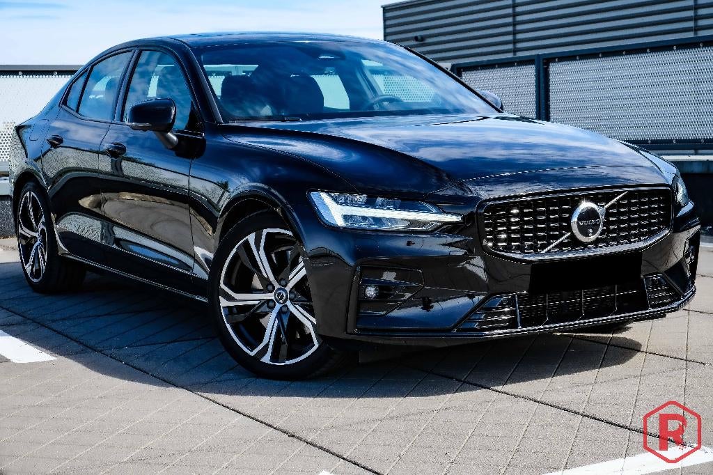 Volvo S60 B5 Ultimate Dark 250pk AWD OpenDak 360°Camera, Auto's, Automaat, 4 deurs, https://public.car-pass.be/vhr/32a4ebad-53cd-42d6-b256-fe62cb673070