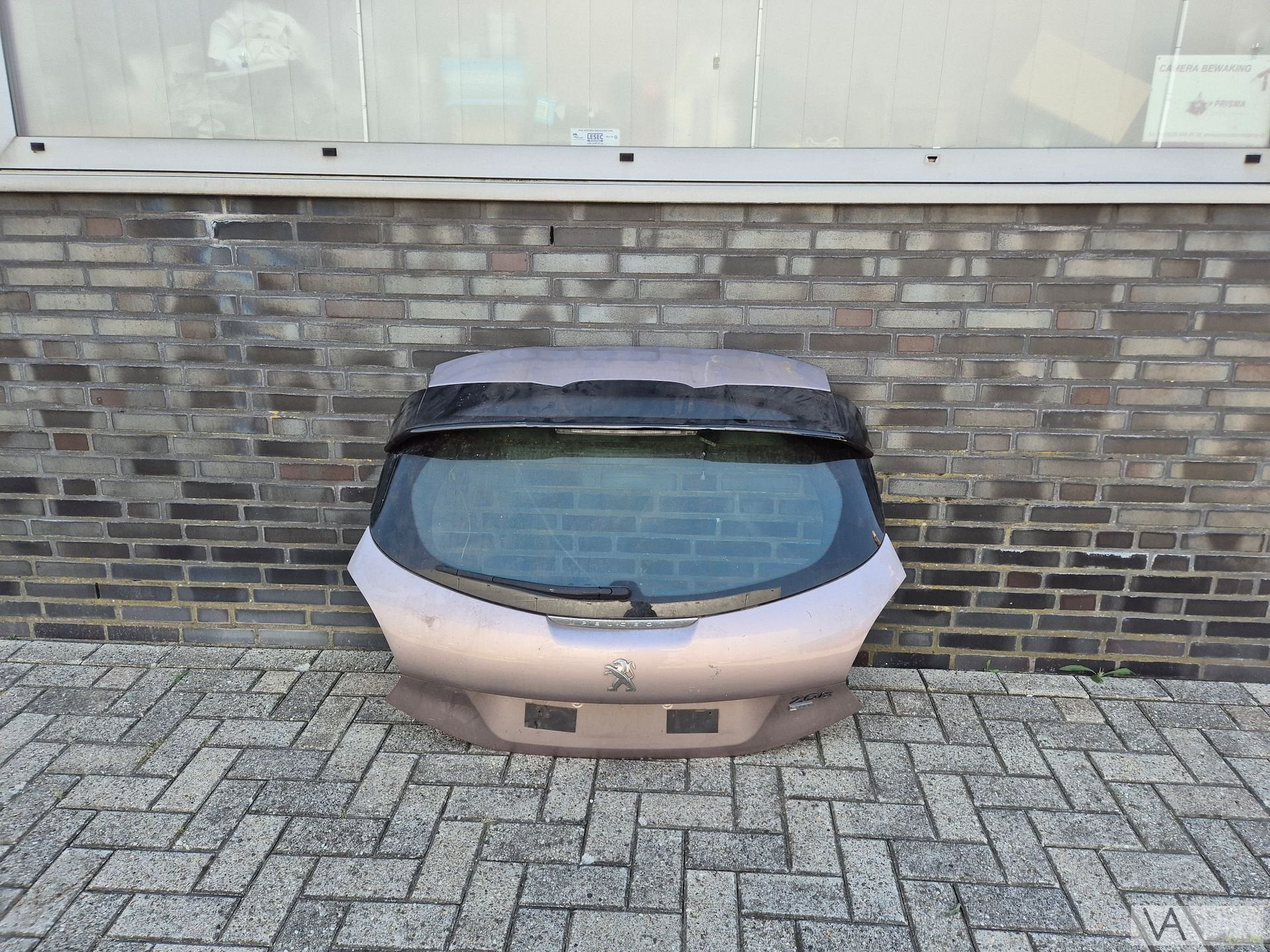Achterklep MET SPOILER van Peugeot 208 2012 - 2019 300 euro, Gebruikt, -, Ophalen of Verzenden, Achter