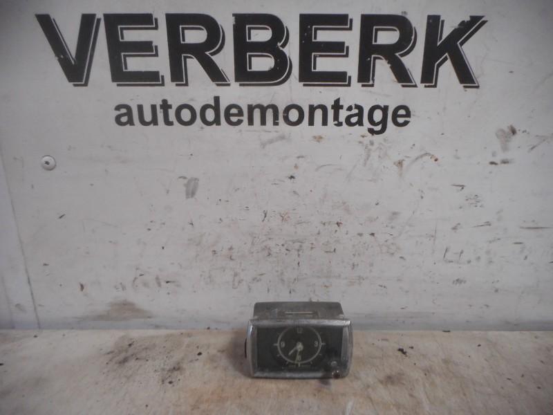HORLOGE Mercedes-Benz Ponton 219 (W105) M180 II (01-1957/-), Utilisé, Mercedes-Benz