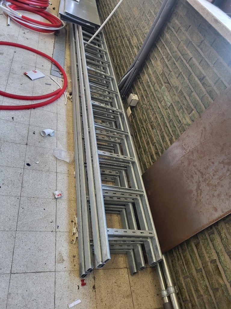 Nieuwe kabelladders, 5m x 0.30 m, Doe-het-zelf en Bouw, Metalen, Ophalen, Nieuw, Overige metalen