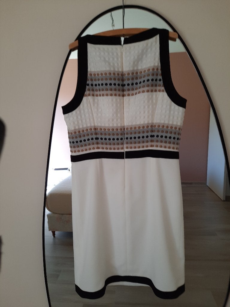 robe marque Caroline Biss, Kleding | Dames, Jurken, Ophalen, Beige, Zo goed als nieuw, Maat 36 (S)