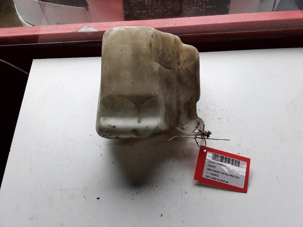LAVE-GLACE RESERVOIR AVANT Volkswagen Corrado (191955453C), Autos : Pièces & Accessoires, Vitres & Accessoires, Volkswagen, Utilisé