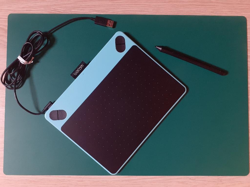 Wacom tekentablet, Computers en Software, Ophalen, Zo goed als nieuw, Bedraad, Wacom