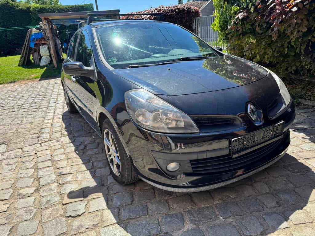 Renault clio 1.6 benzine, Auto's, Voorwielaandrijving, Parkeersensor, Stof, Zwart