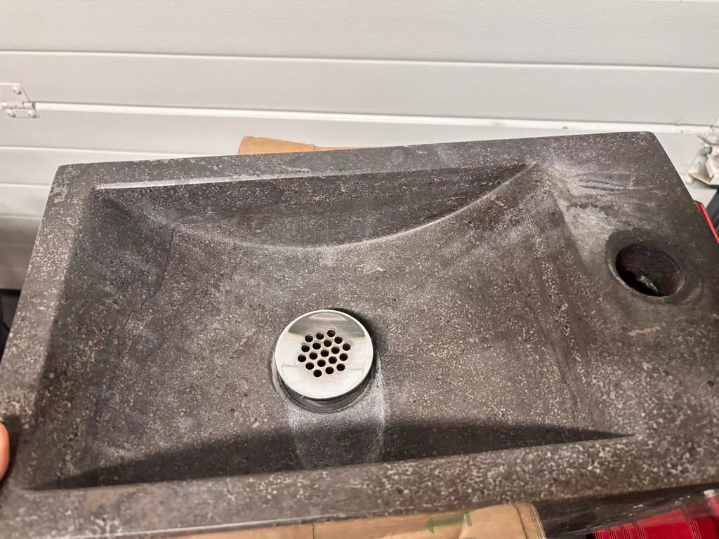 Pompbak voor wc in graniet, Ophalen, Zo goed als nieuw