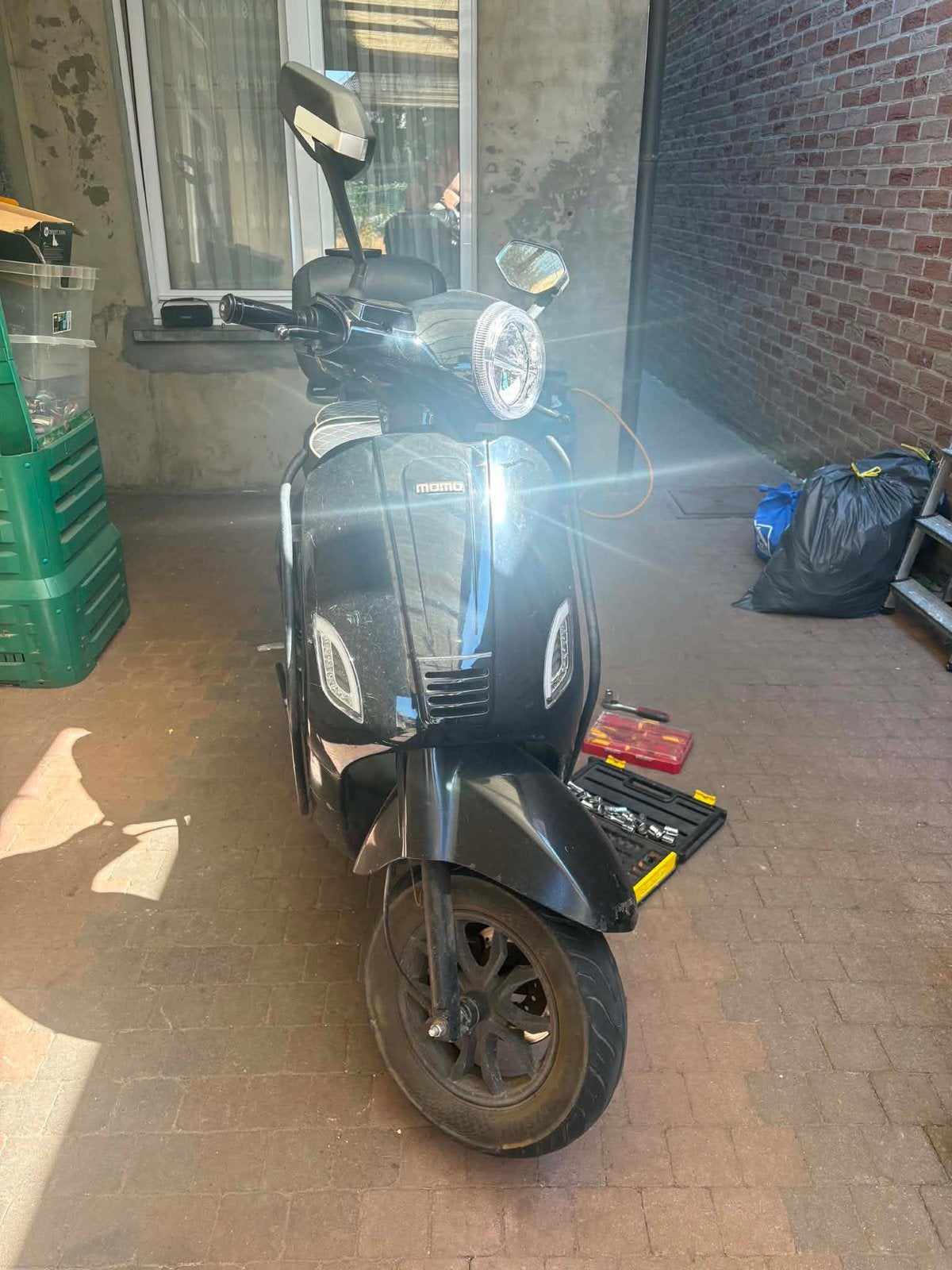 Momo morino 50 cc a klasse tekoop  Start en rijd goed gaat 4, Fietsen en Brommers, Scooters | Vespa, Ophalen, Overige modellen