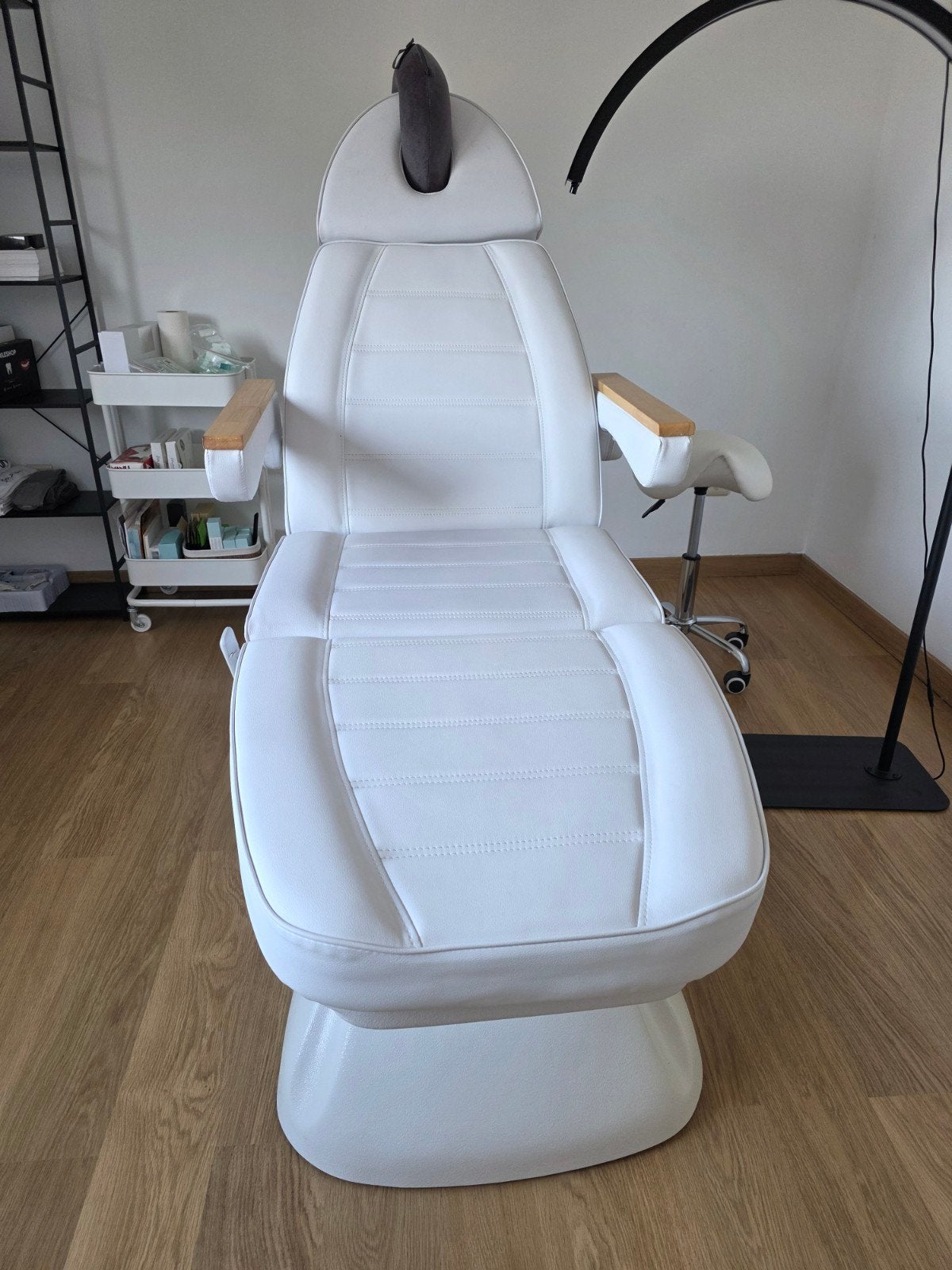 Behandelstoel Medische lamp
Rolstoel, Sports & Fitness, Produits de massage, Enlèvement, Comme neuf