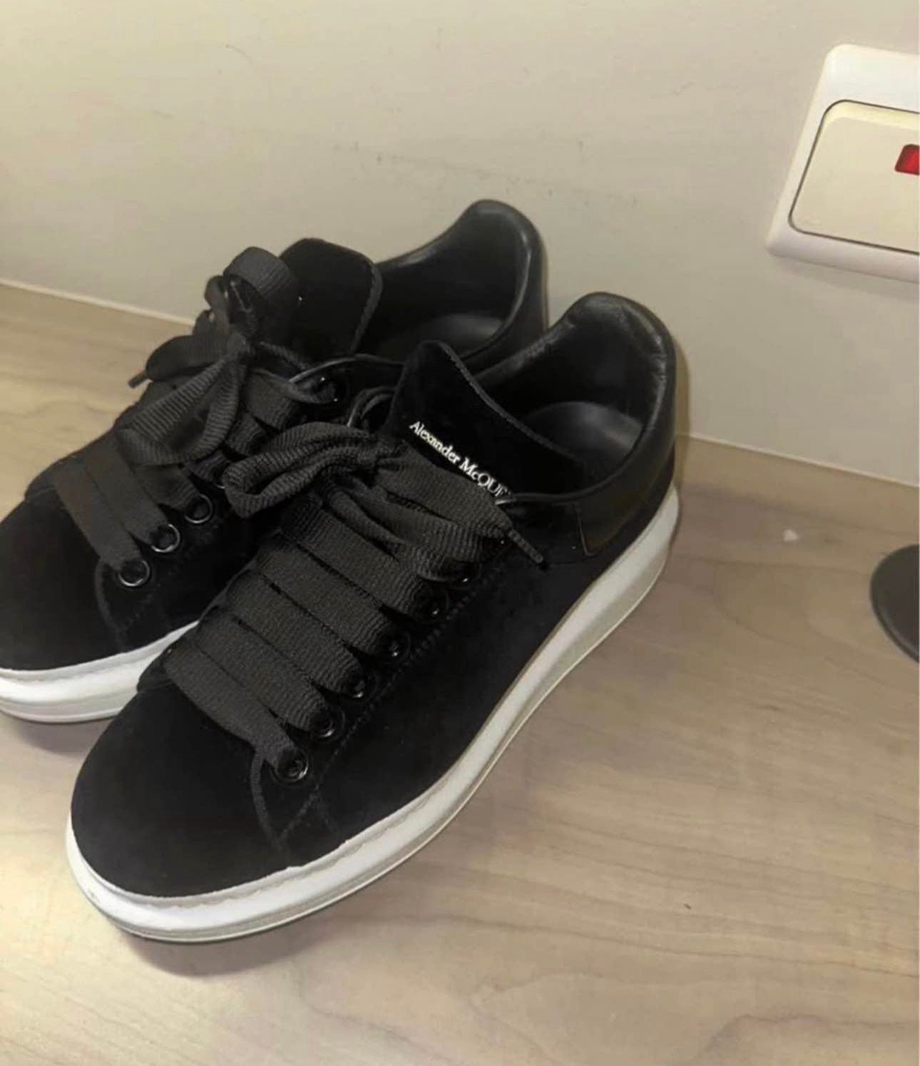Alexander mcqueen met 37, Vêtements | Hommes, Chaussures, Enlèvement, Comme neuf