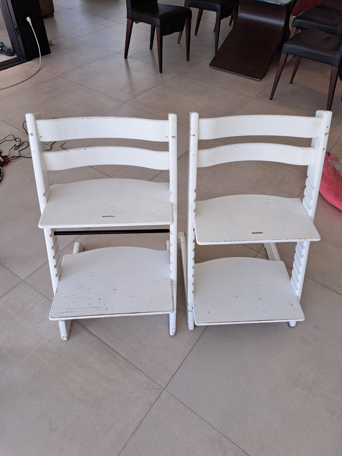 2 witte gebruikte tripp trapps, Ophalen, Gebruikt, Meegroeistoel
