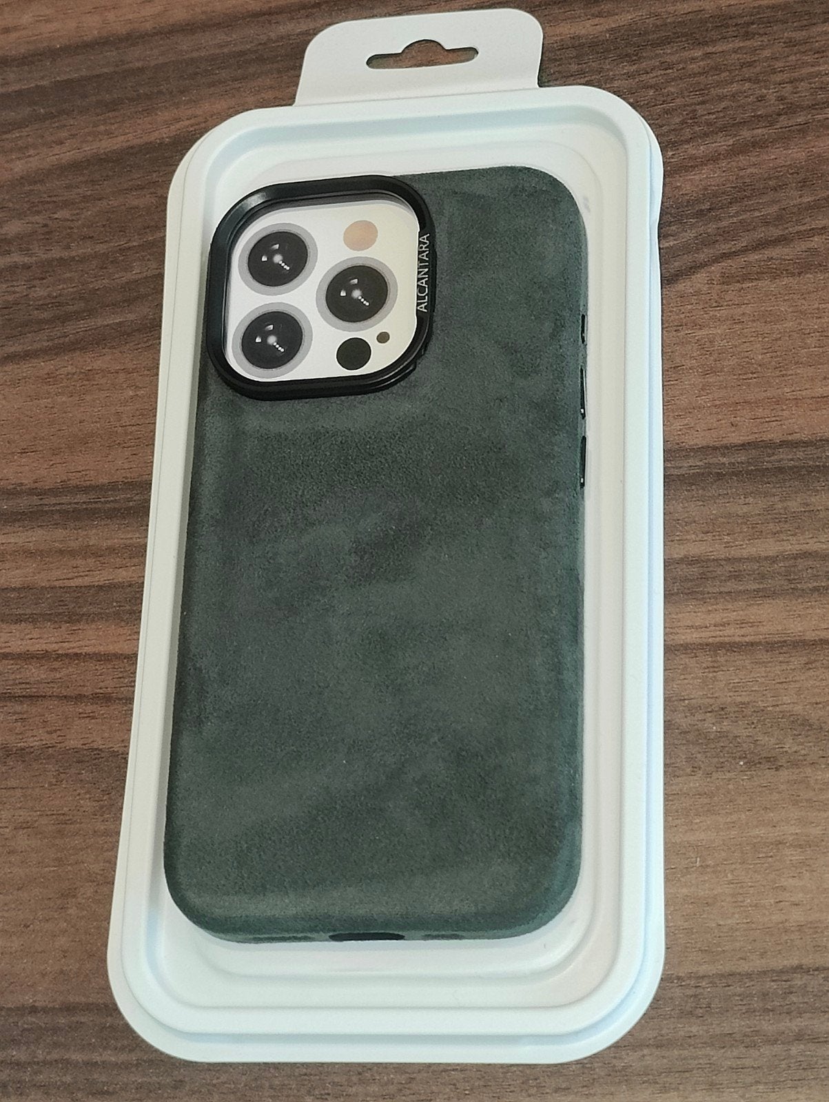 Alcantara Hoesje iPhone 15 Pro, Neuf, Cuir, Vert, Apple