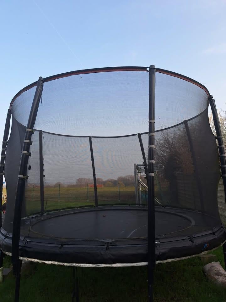 trampoline Exit, Enfants & Bébés, Jouets | Extérieur | Trampolines, Utilisé, Enlèvement