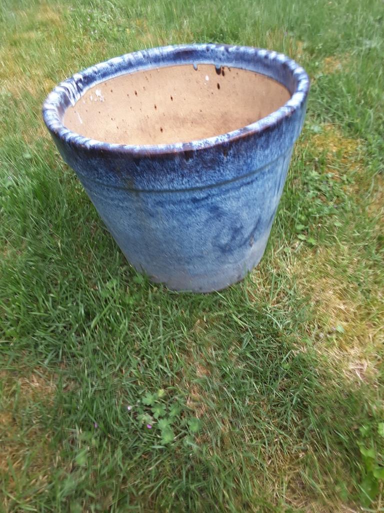 Zware stenen bloempot met blauwe glazuur dia 35 cm, Ophalen, Gebruikt