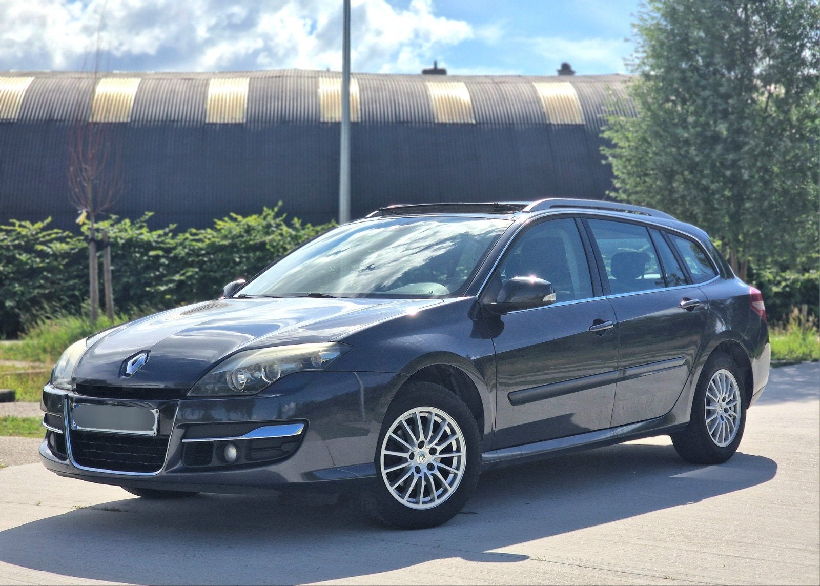 Renault Laguna 1.5 dCi EURO 5 — 2012 — Option complète, Autos, Achat, Entreprise, Boîte manuelle, 5 portes