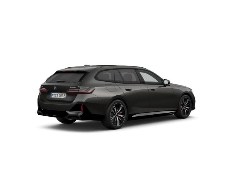BMW Serie 5 550 e xDrive Touring, Auto's, BMW, Automaat, Adaptieve lichten, Euro 6, Bedrijf