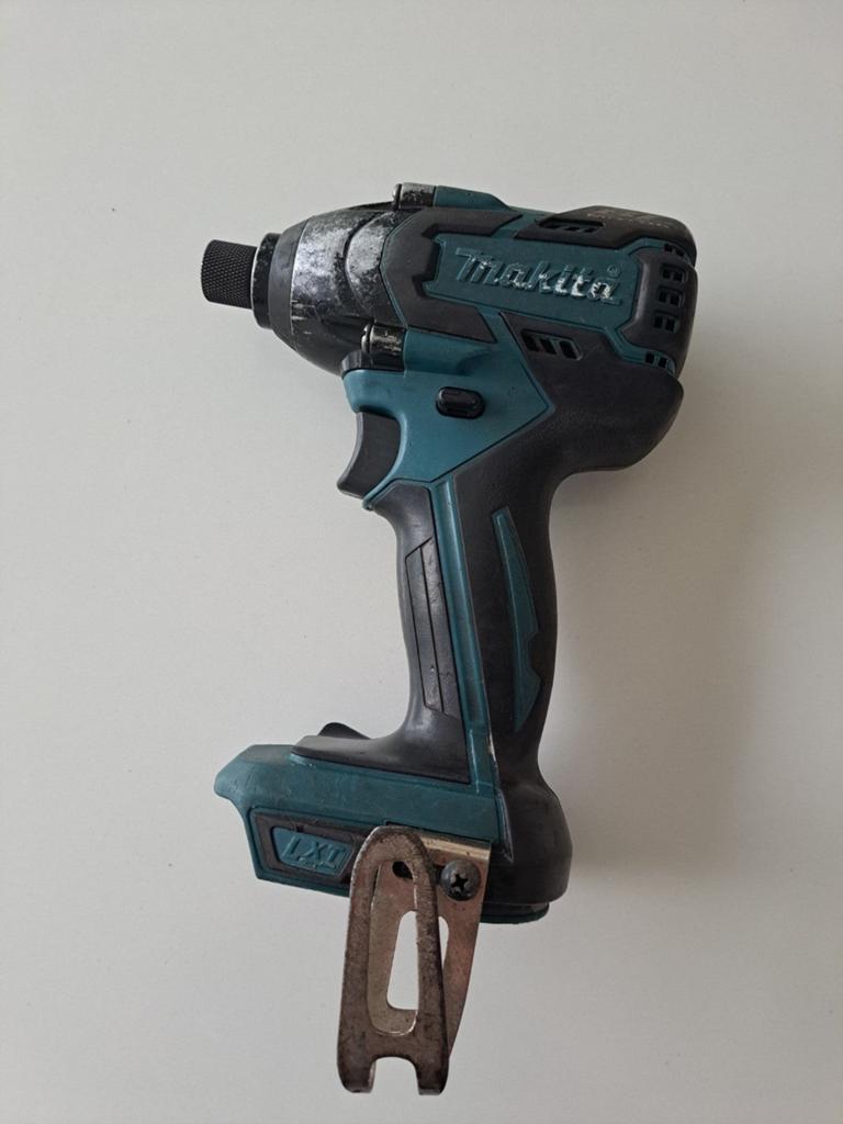 Makita DTD129 slagschroevendraaier 18v, Ophalen of Verzenden, Gebruikt, Boor- en Schroefmachine, Variabele snelheid