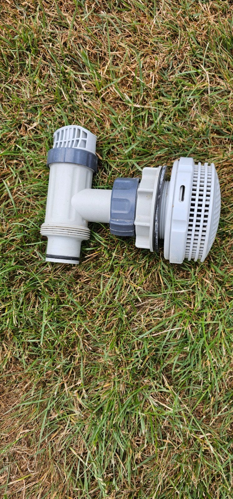 Prise et sortie pour grande piscine Intex, Jardin & Terrasse, Accessoires de piscine, Enlèvement