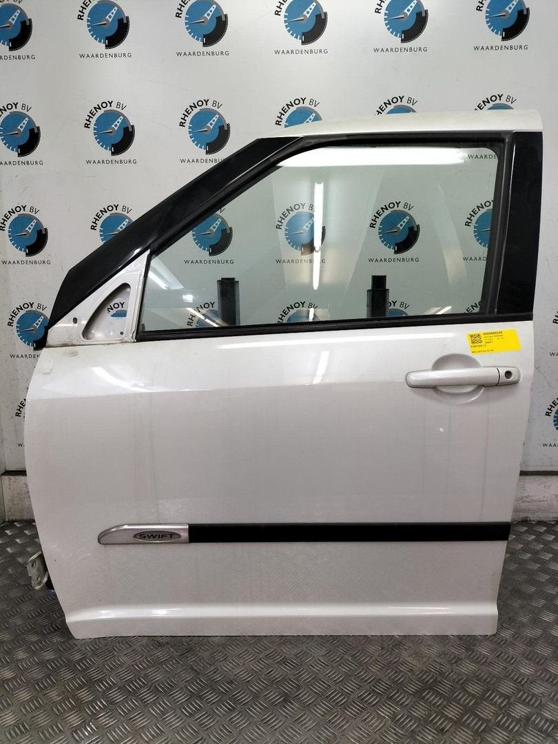 SUZUKI SWIFT Swift Shogun  PORTIER LV  2008, Enlèvement ou Envoi, Gauche, Stiba membre, Utilisé