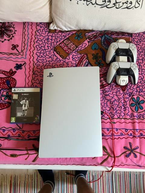 PS5 + Fifa 21, Ophalen, Zo goed als nieuw, Playstation 5