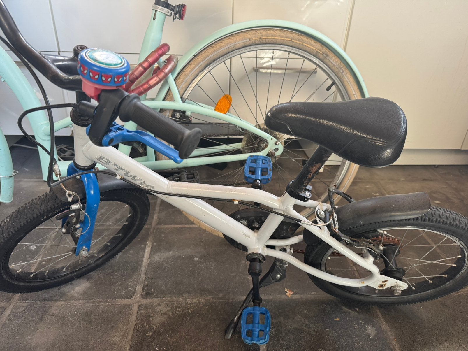 Kinderfiets voor kinderen van 4 tot 6 jaar., Ophalen, Zo goed als nieuw