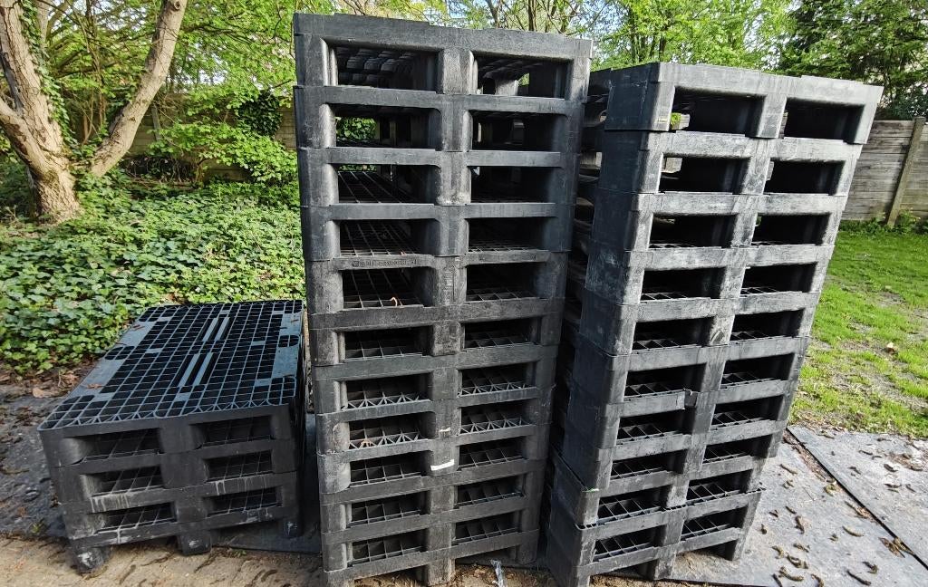 30 kunststof paletten mix met open dek, Doe-het-zelf en Bouw, Ophalen, Gebruikt