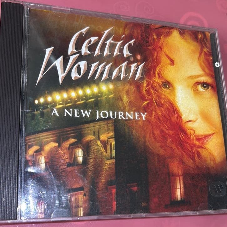 COMME UN NOUVEAU CD CELTIC WOMAN/A NEW JOURNEY !, CD & DVD, CD | Méditation & Spiritualité, Enlèvement ou Envoi, Comme neuf