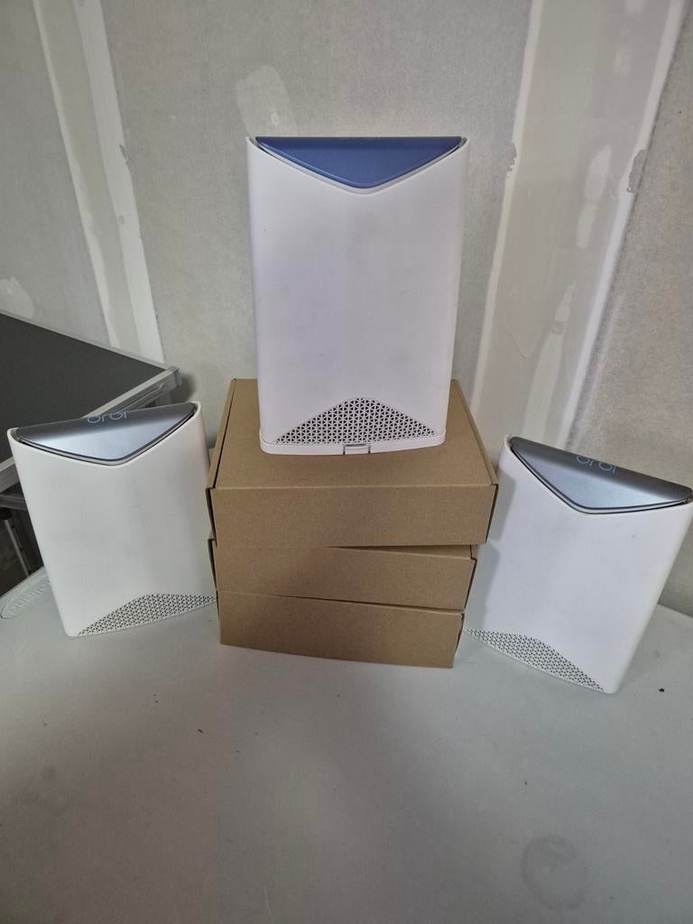 Netgear Orbi mesh wifi systeem, Enlèvement