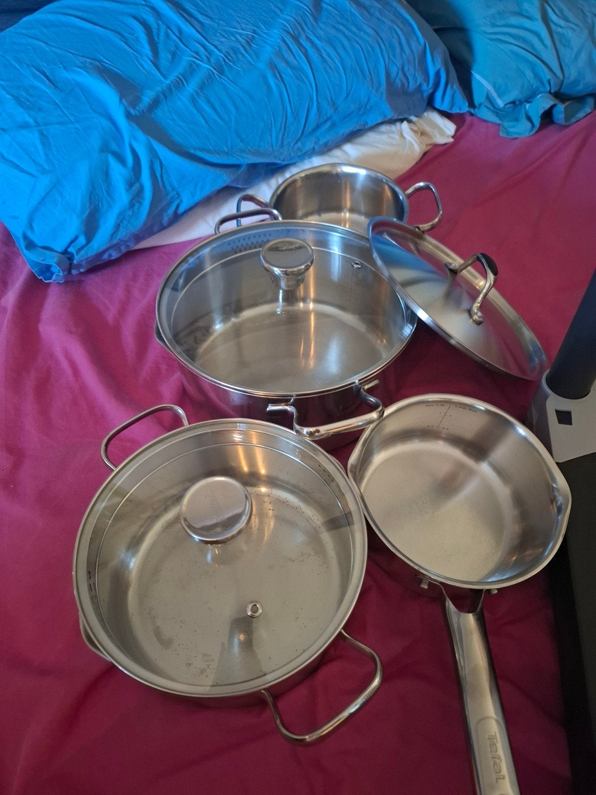 ENSEMBLE DE MARMITES TEFAL AVEC COUVERCLE NEUF, Avec couvercle, Enlèvement, Tefal