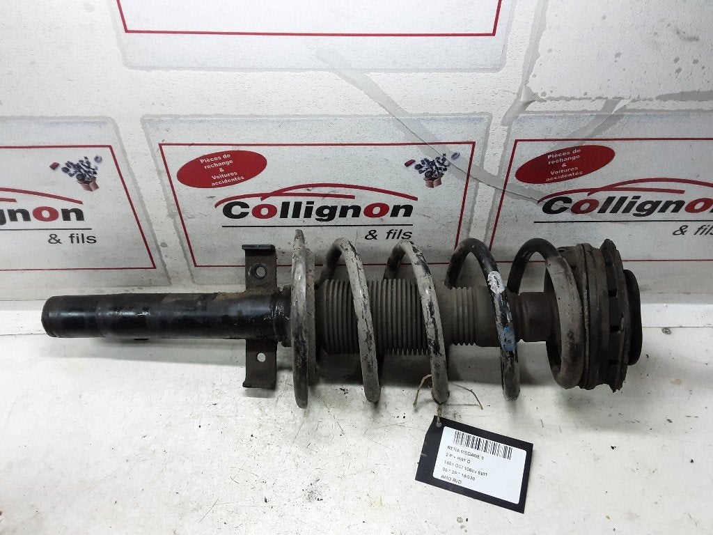 AMORTISSEUR OU ABSORBEUR DE CHOC AVANT DROIT (8200374546), Autos : Pièces & Accessoires, Renault, Mevr. I. Hauben, Utilisé, Rue de l'Espoir 34 34
4030  GRIVEGNÉE, BE