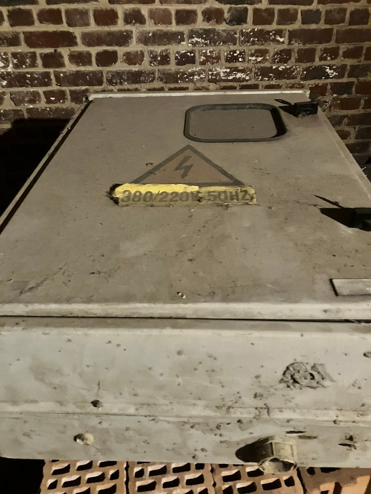 Werfkast, Doe-het-zelf en Bouw, Ophalen, Gebruikt