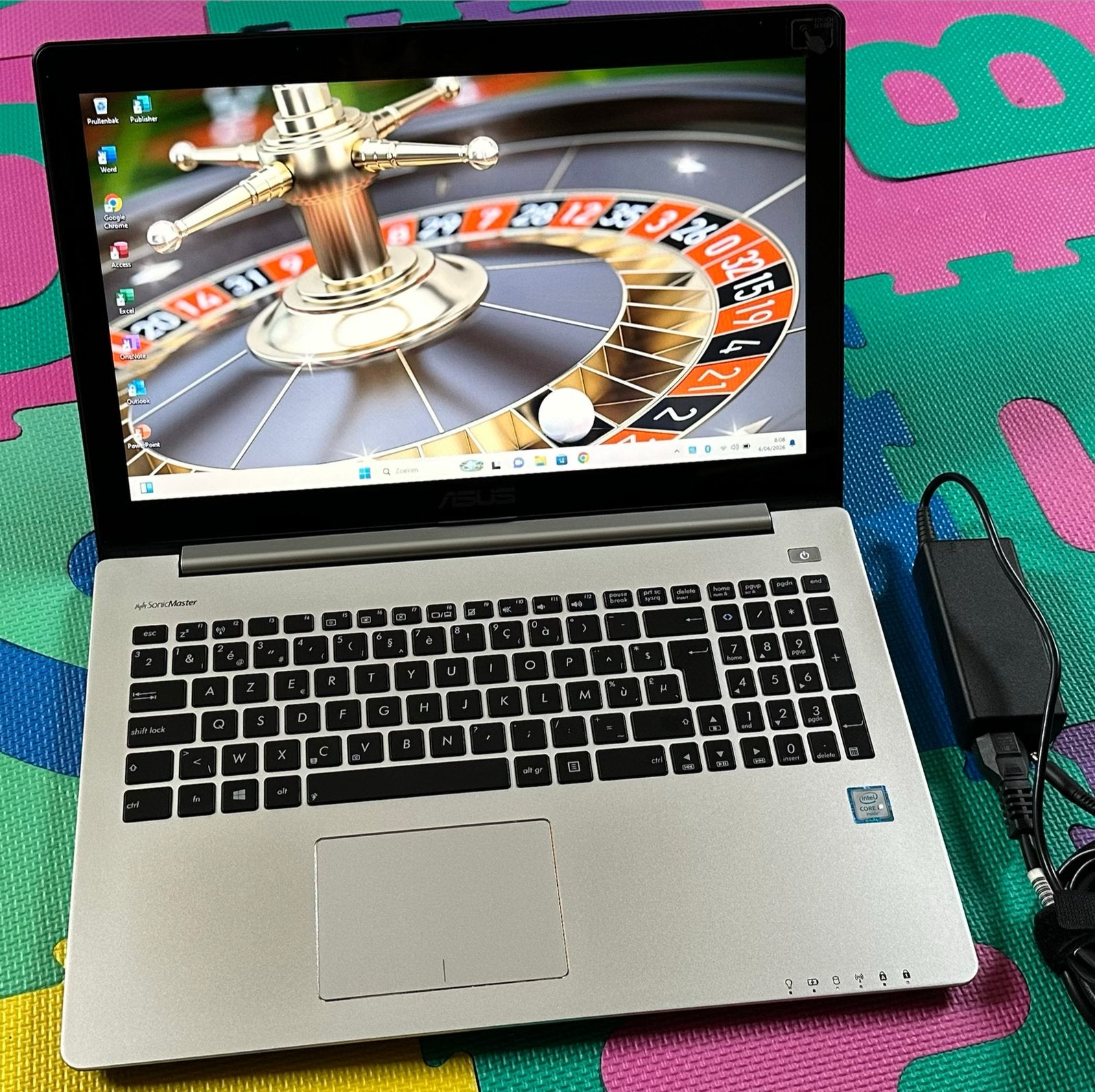 15.6”touchscreen asus/ i5-3337U/8gb ram/128gb ssd/Win 11/, Informatique & Logiciels, Ordinateurs portables Windows, Comme neuf