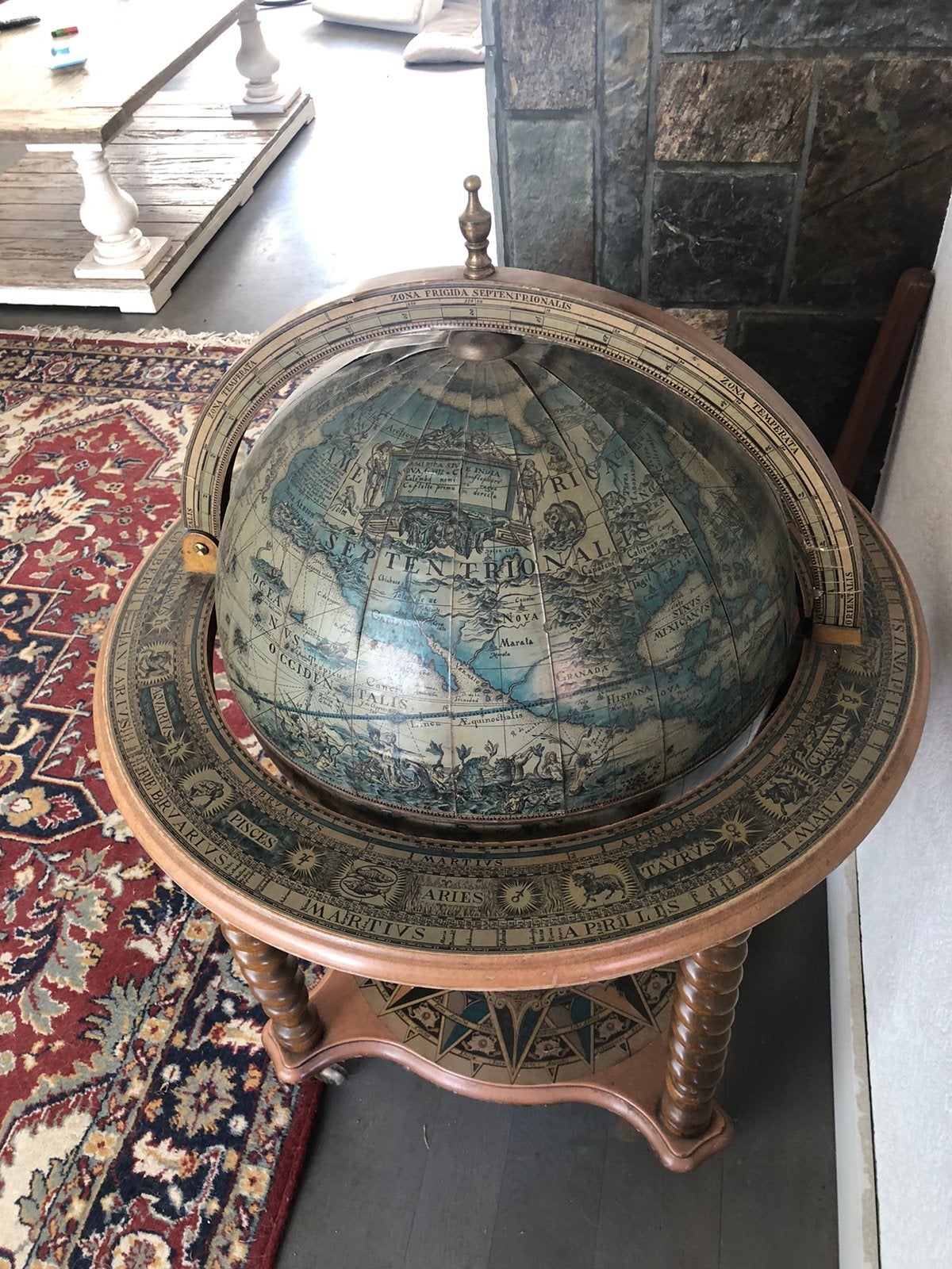 Antieke drank wereldbol Globe, Maison & Meubles, Accessoires pour la Maison | Globes, Enlèvement, Comme neuf
