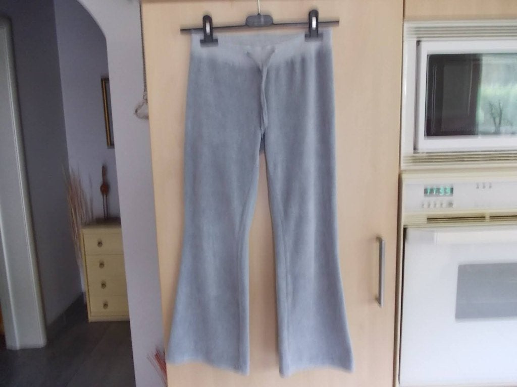 Joggingbroek of Vrijetijdssbroek S Oliver.  maat 140., Overige merken, Ophalen of Verzenden, Zo goed als nieuw, Overige sporten