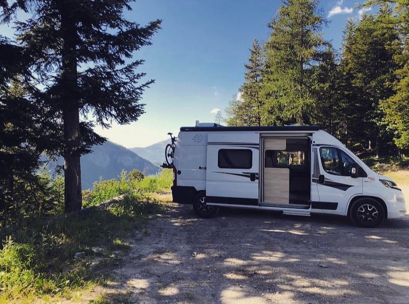 Camper - Fiat Knaus Boxstar Street 600 automaat 2+1 🛏️, Caravans en Kamperen, Automaat, Fietsendrager, Particulier, Fiat