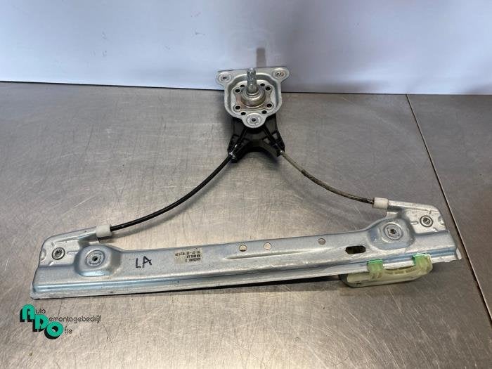 Mécanique vitre 4portes arrière gauche d'un Opel Karl (Kar, -, Opel, 3 mois de garantie, Utilisé