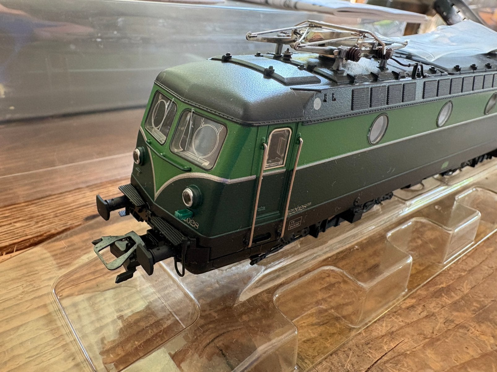 MARKLIN LOCOMOTIEF NMBS 37231 foutloos digitaal + doos, Locomotief, Ophalen of Verzenden, Märklin, NS