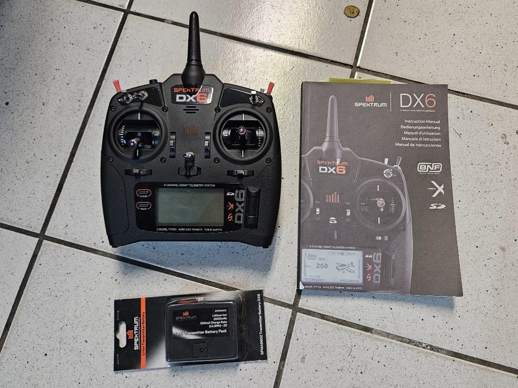 Télécommande spektrum Dx6 V2 + Batterie Lipo, Hobby en Vrije tijd, Modelbouw | Radiografisch | Vliegtuigen, Ophalen, Zo goed als nieuw