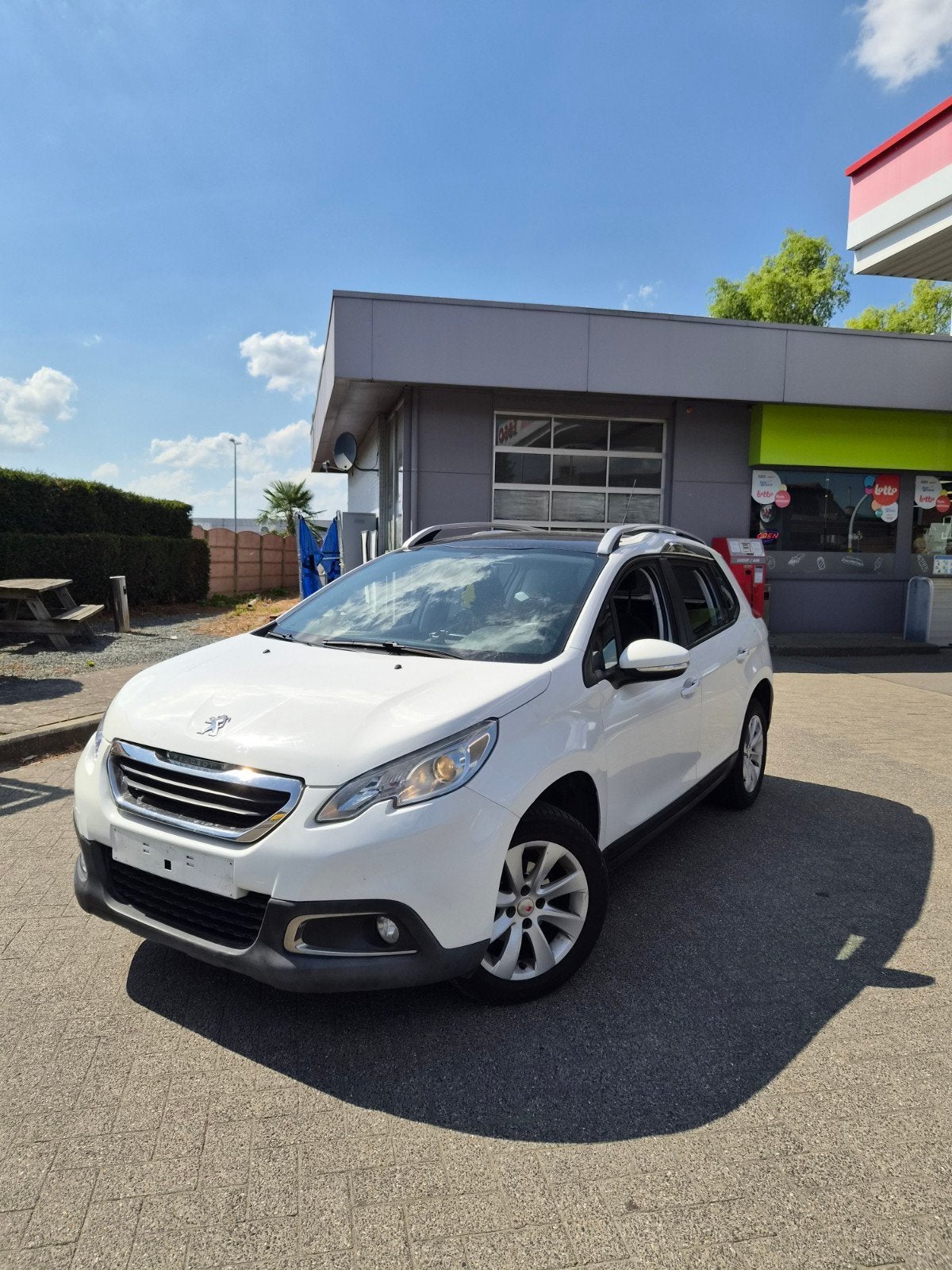 Peugeot 2008/ 1.2L/ 2014, Autos, Vitres électriques, Achat, Entreprise, Essence